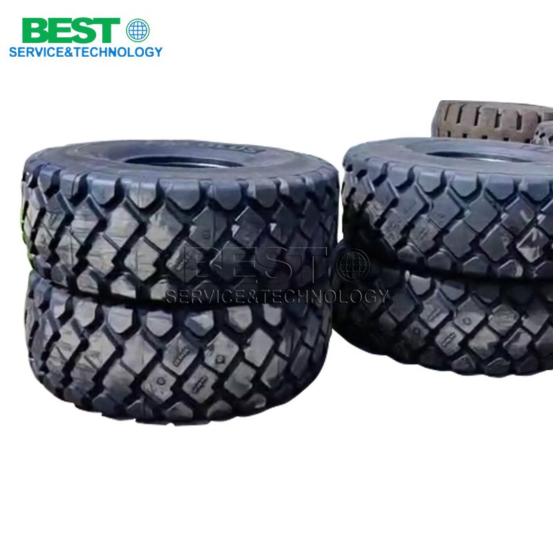 Solid forklift tires for warehouse and industrial material handling equipment