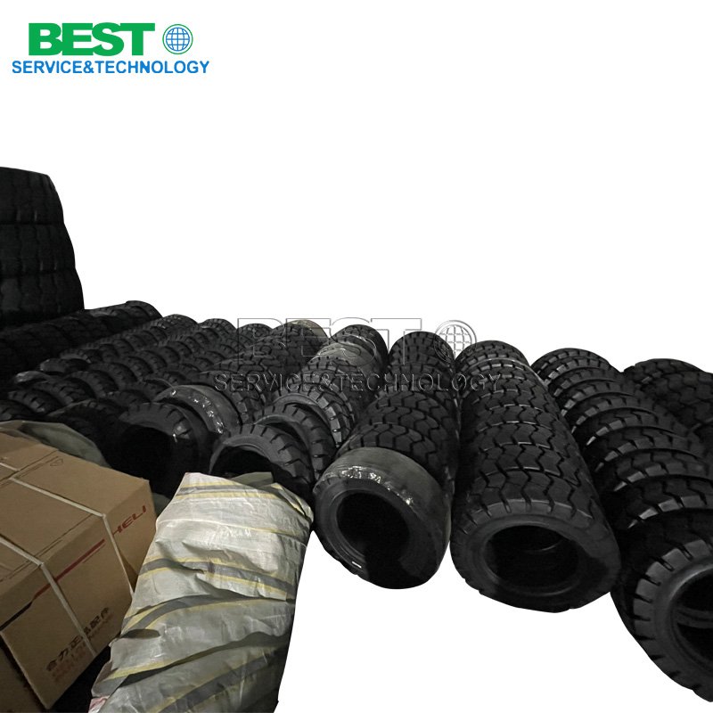 Forklift tire set used in logistics and warehouse industrial applications