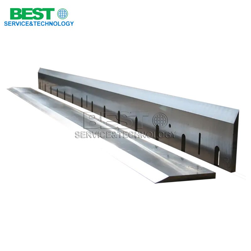 High hardness knife blade for plywood veneer peeling machine and wood processing
