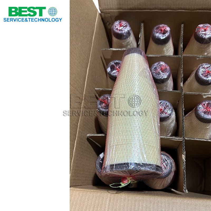 Glue thread applied on veneer composer machine for plywood joint bonding