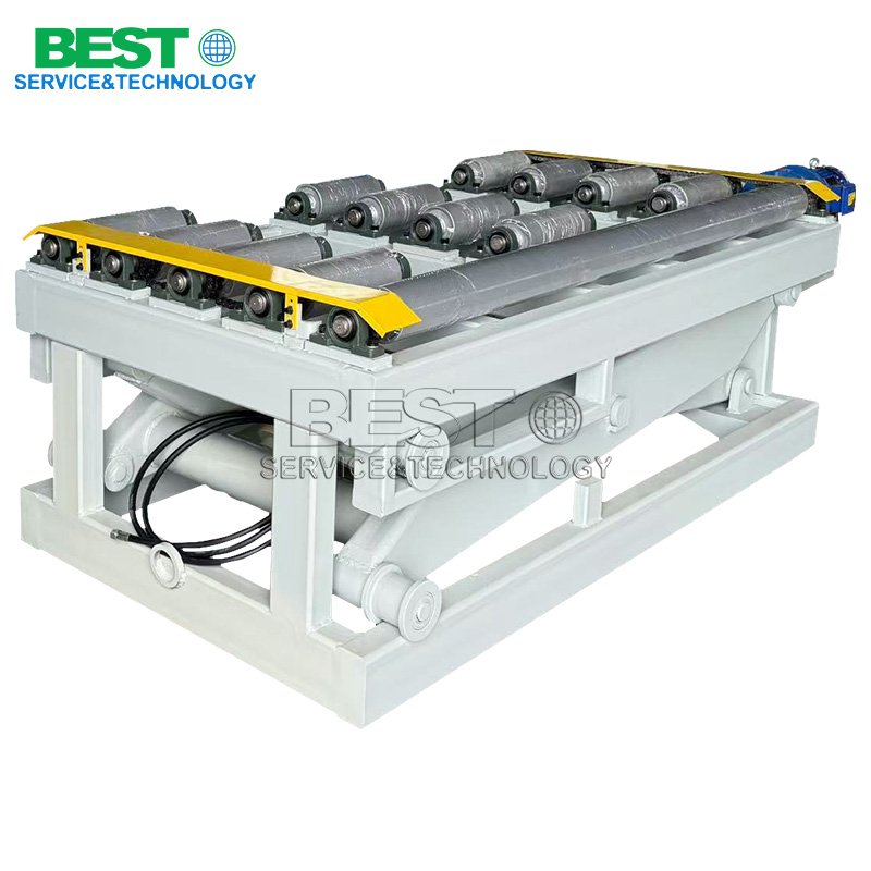 Hydraulic veneer lift table used for veneer handling and lifting in plywood production lines
