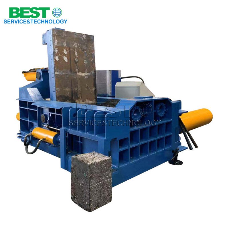 Hydraulic briquetting machine used in metal recycling and machining workshops