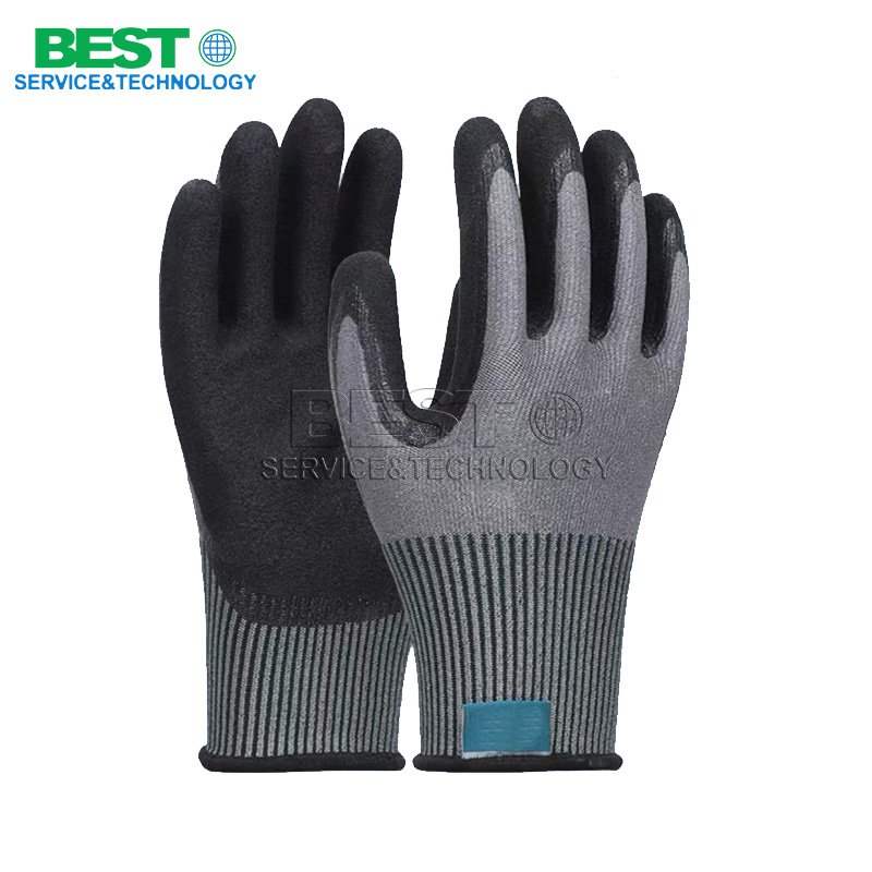 Blue nitrile gloves for industrial and medical-grade hand protection