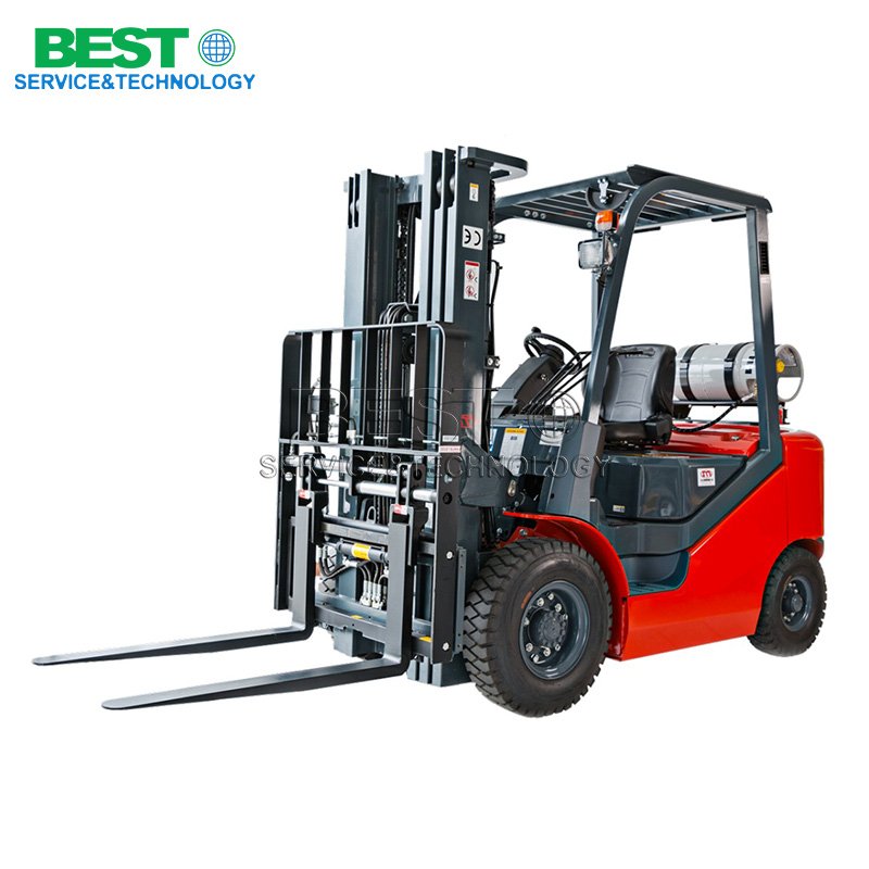 Industrial diesel forklift truck for heavy load material handling and construction use