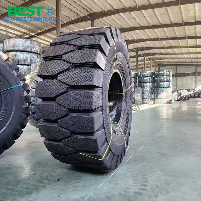 Solid industrial forklift tires for warehouse and material handling equipment