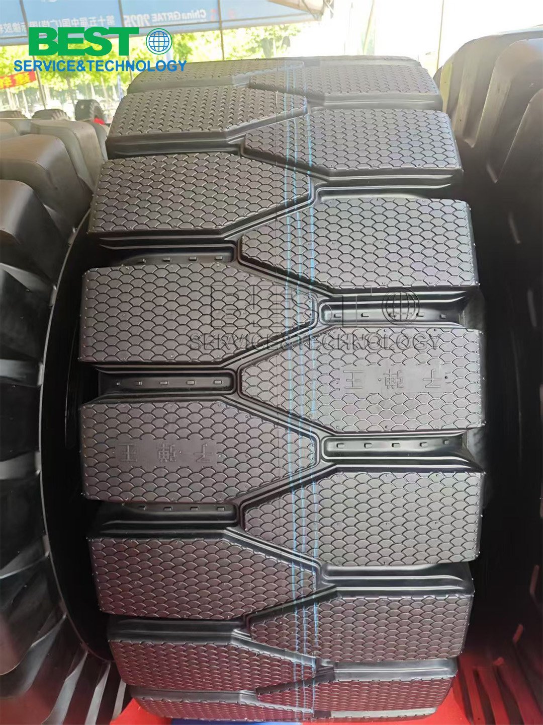 Heavy-duty industrial tires