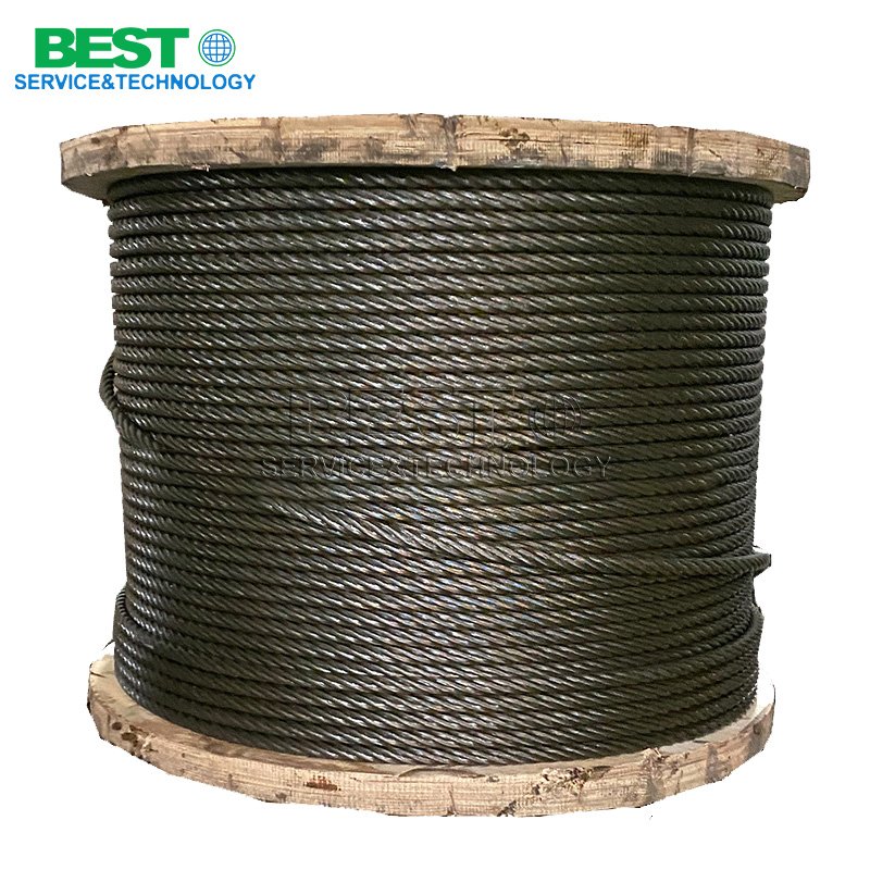 Steel wire rope with hemp core used for lifting and construction applications